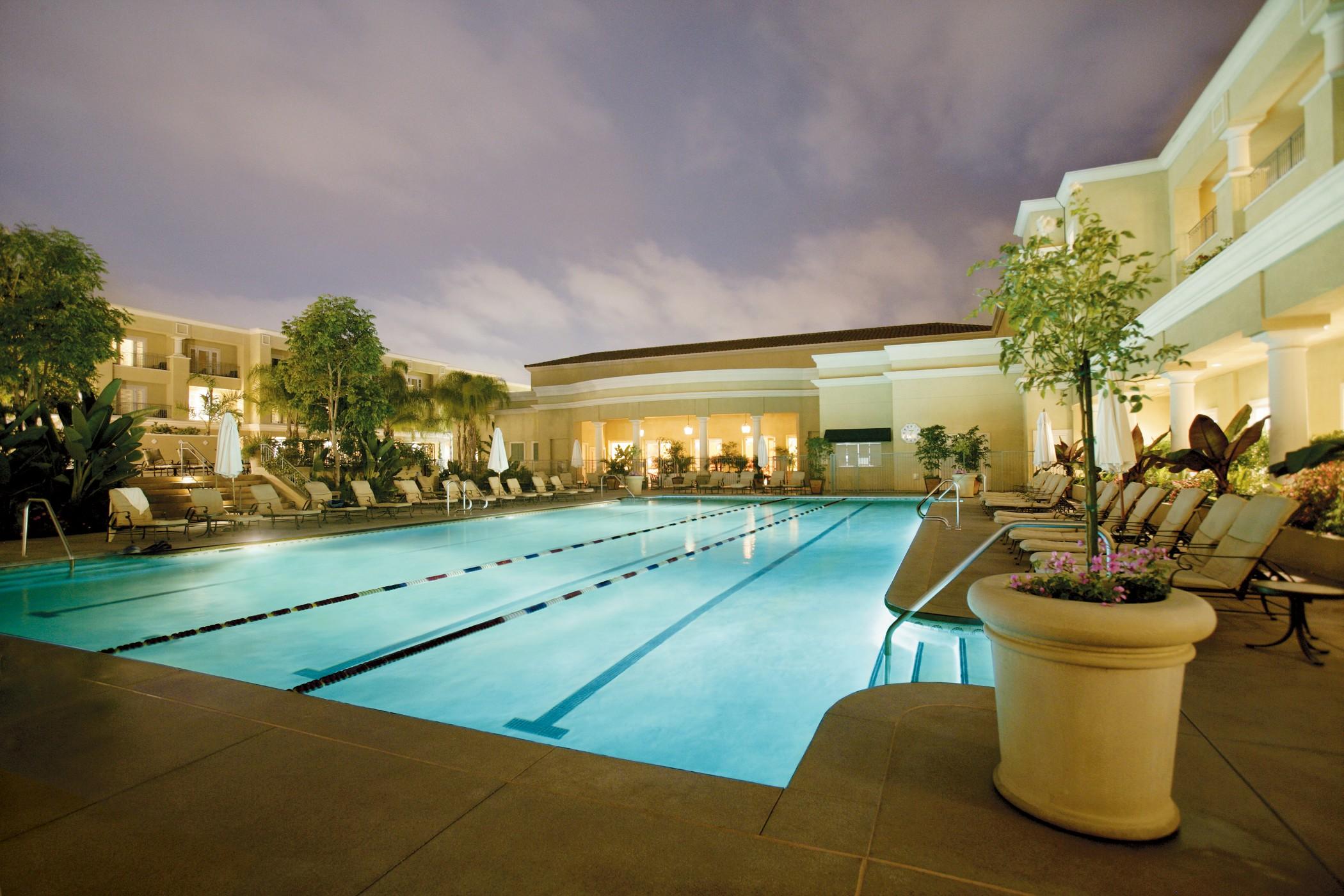 Balboa Bay Resort Newport Beach Exterior photo